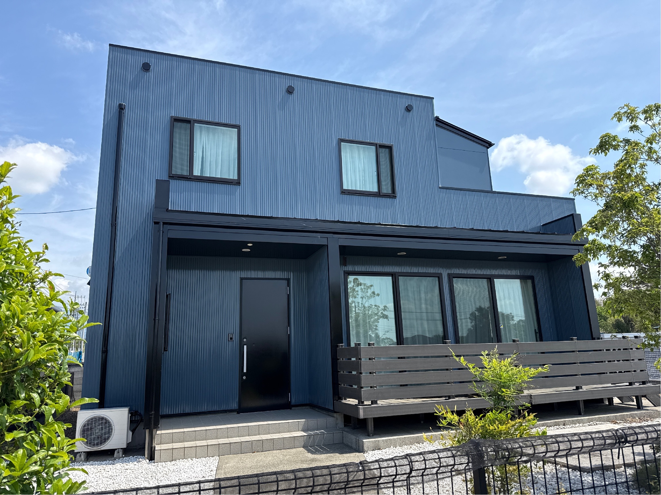 【前橋市】築15年の色褪せを解決!最高峰の無機塗料で外壁塗装・屋根塗装 画像